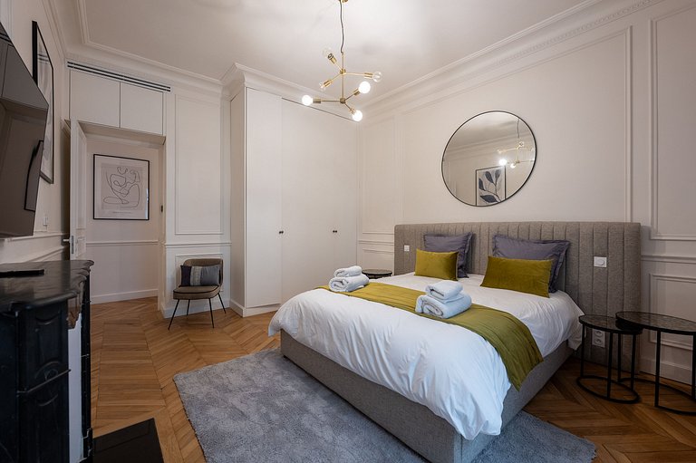 Par058 - Apartamento de luxo no Triângulo Dourado