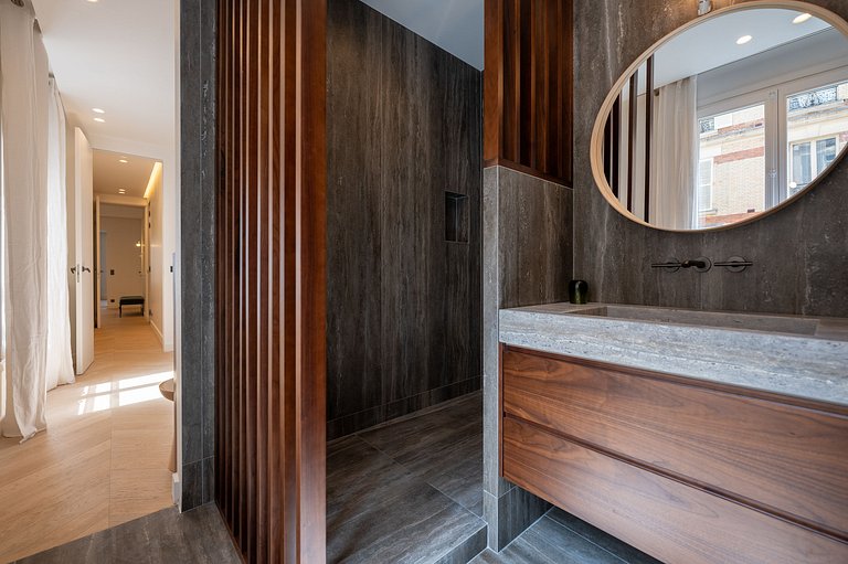 Par232 - Beautiful 2 bedroom apartment