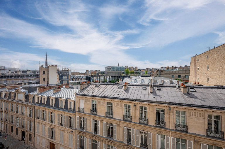 Par305 - Appartement de prestige dans le 8ème