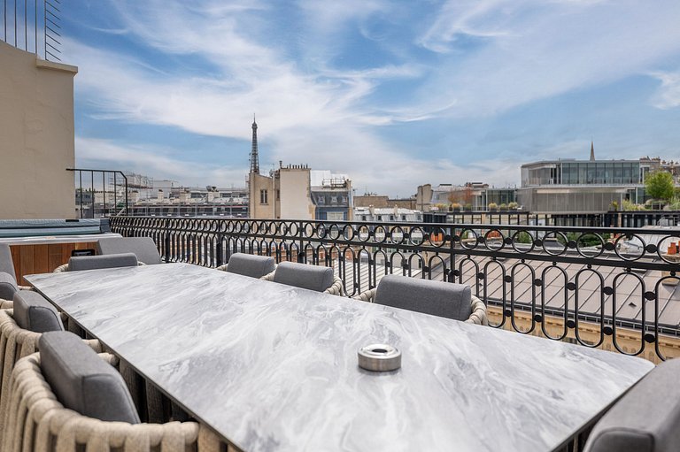 Par305 - Atico de lujo en Paris 8