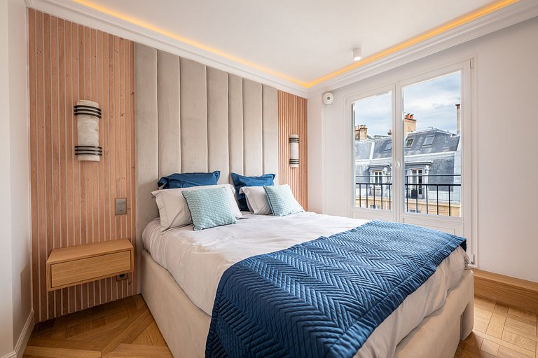 Par305 - Atico de lujo en Paris 8