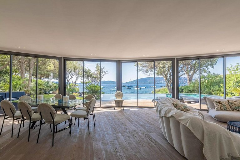 Cor001 - Luxury Contemporary Villa in Corsica