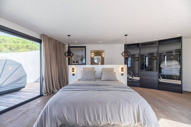 Cor001 - Luxury Contemporary Villa in Corsica