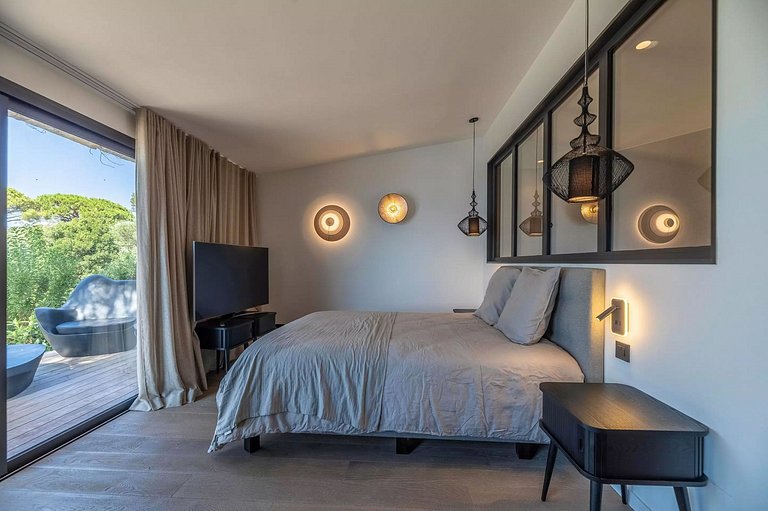 Cor001 - Luxury Contemporary Villa in Corsica