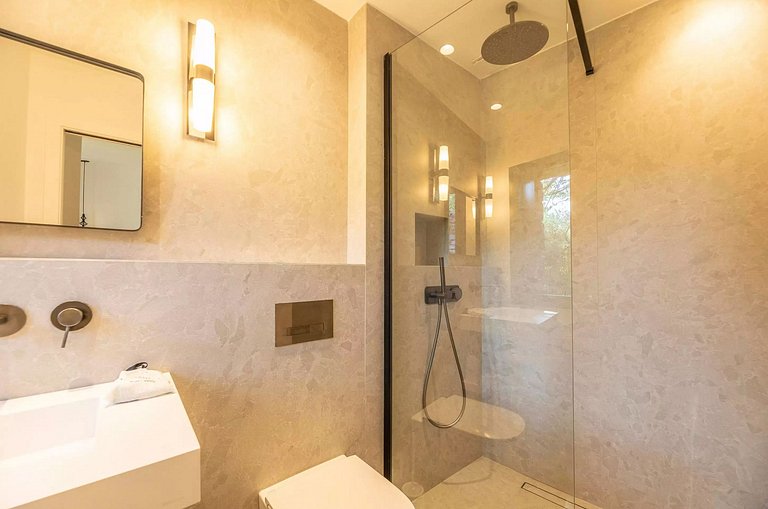Cor001 - Luxury Contemporary Villa in Corsica