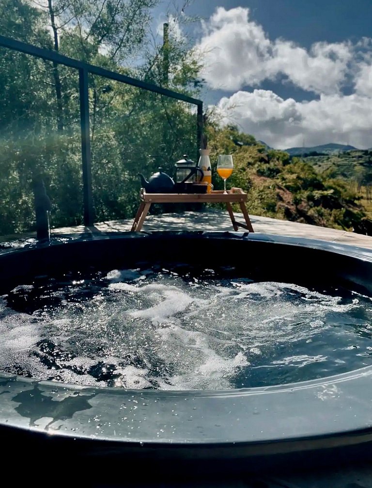 Med012 - Cabana de luxo à beira do lago em El Peñol, Guatapé