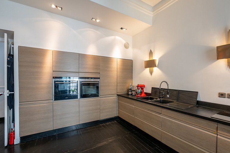 Par190 - Appartement de réception - Triangle d'Or