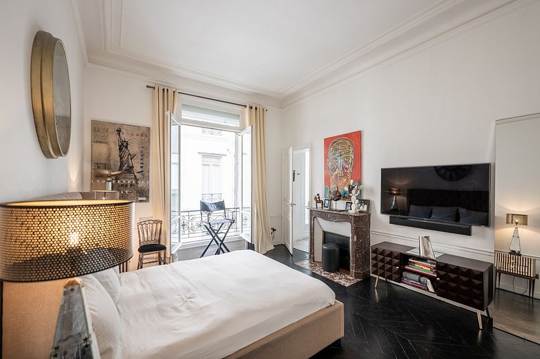 Par190 - Appartement de réception - Triangle d'Or