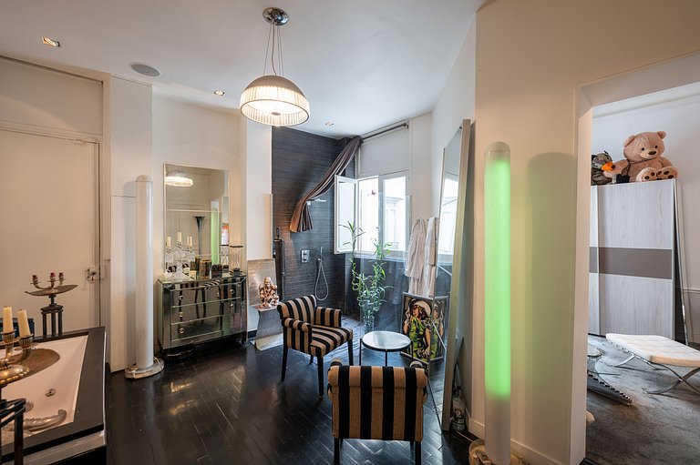 Par190 - Apartamento de recepción en Paris 8