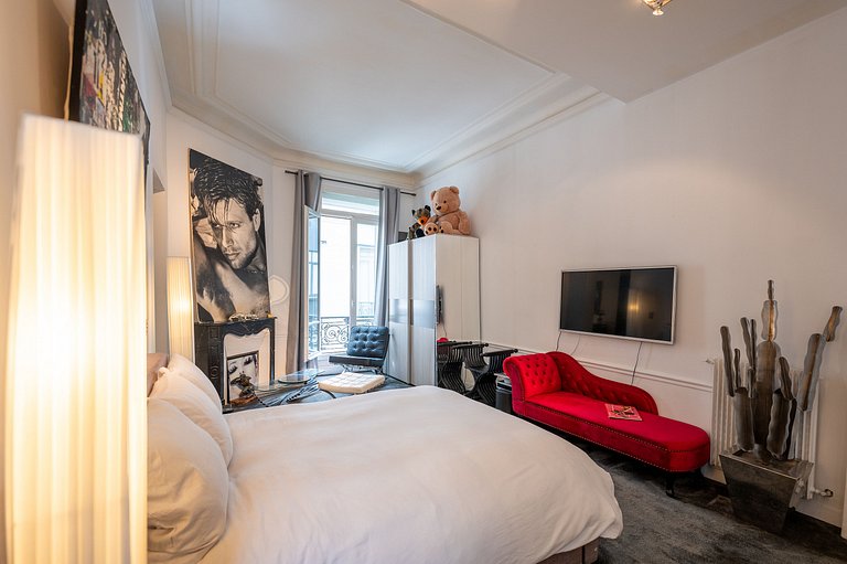 Par190 - Appartement de réception - Triangle d'Or