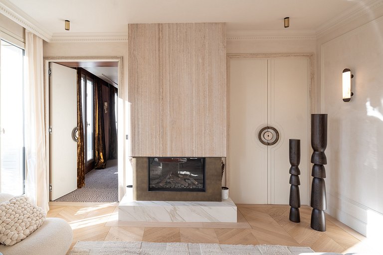 Par057 - Breathtaking duplex penthouse in Paris