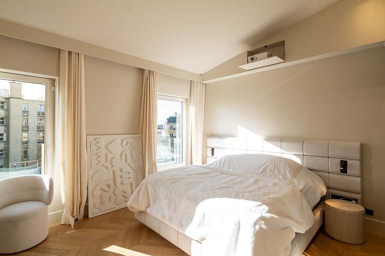 Par057 - Penthouse de lujo en el corazon de Paris