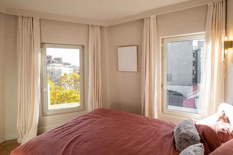 Par057 - Penthouse de lujo en el corazon de Paris