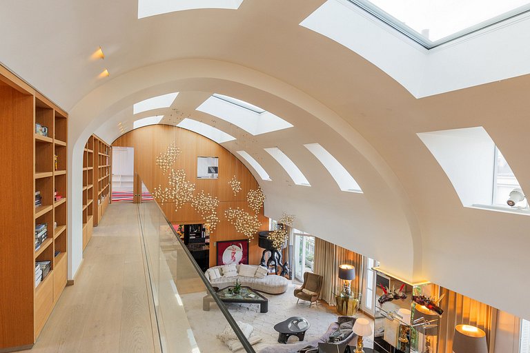 Par007 - Penthouse unique au sommet d'un Palace