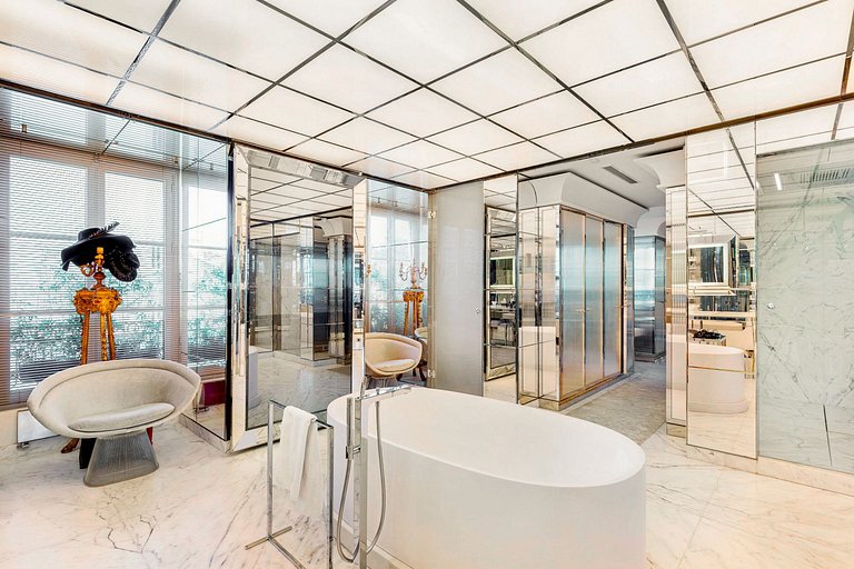 Par007 - Penthouse unique au sommet d'un Palace