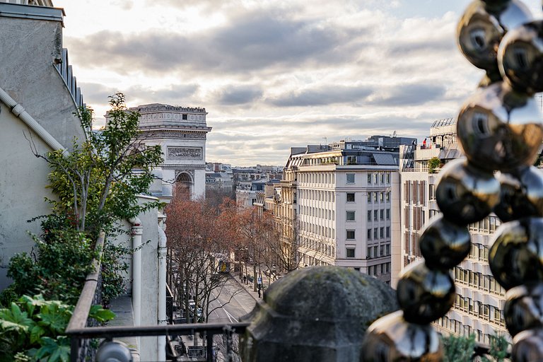 Par007 - Penthouse unique au sommet d'un Palace