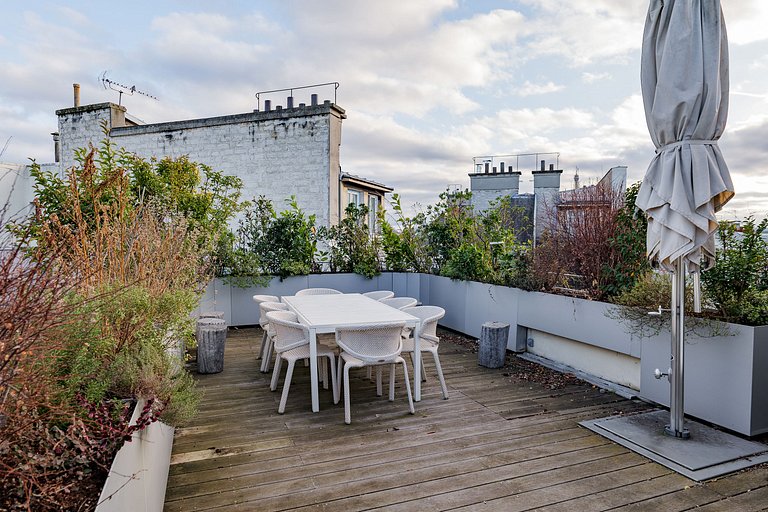 Par007 - Cobertura única no topo de um Palácio