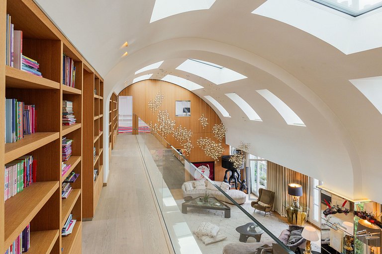 Par007 - Penthouse unique au sommet d'un Palace