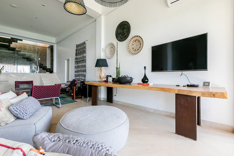 Rio501 - Luxurious villa with sea view in Joá