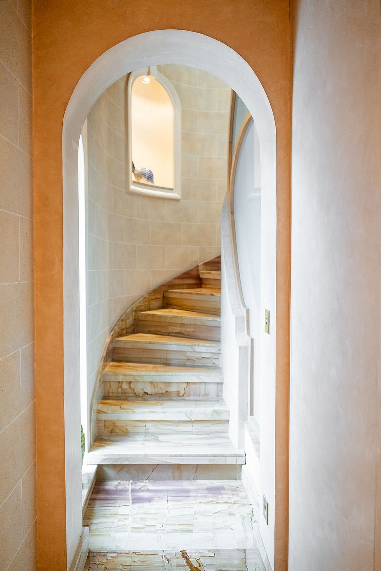 Par142 - Penthouse in Paris with iconic views