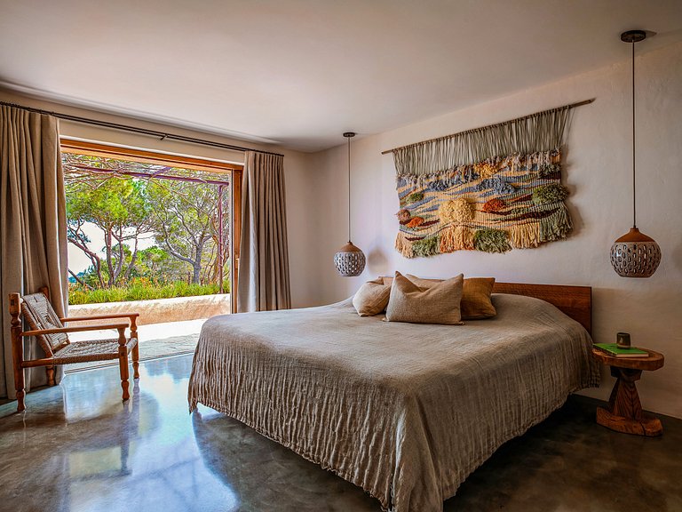 Azu032 - Exceptional Villa in Saint-Tropez