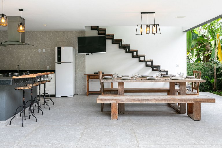 Ang063 - Beautiful House in Porto Frade