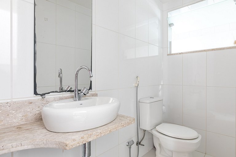 Ang063 - Beautiful House in Porto Frade