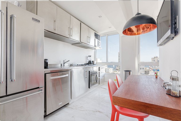 Rio022 - Luxury penthouse with pool and views in Ipanema