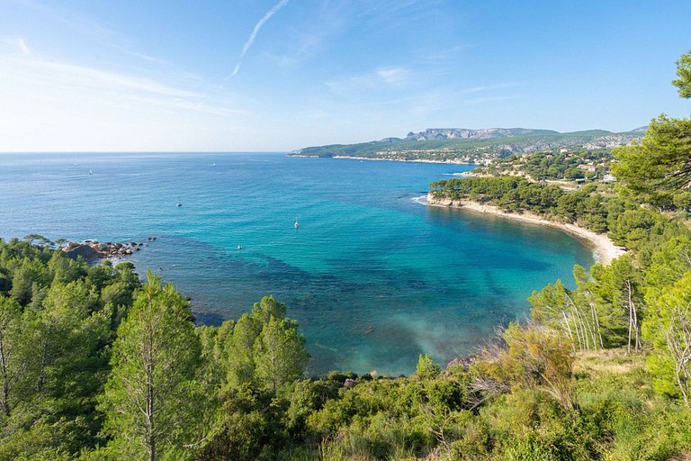 Azu004 - Prestigious Villa in Cassis
