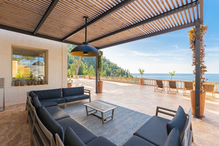 Azu004 - Prestigious Villa in Cassis