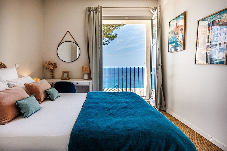 Azu004 - Prestigious Villa in Cassis