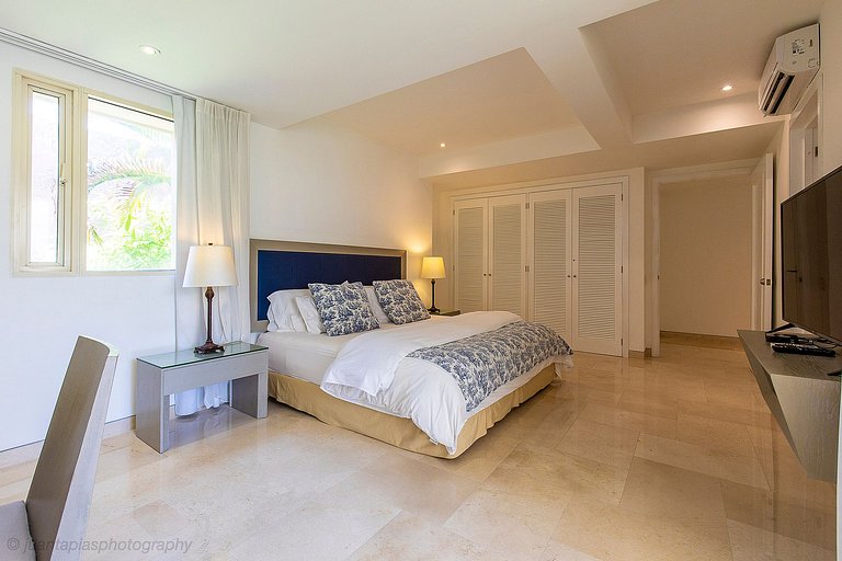 Car066 - Apartamento de 1 cuarto en San Diego, Cartagena