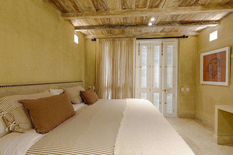 Car084 - Apartment in Cartagena's Center