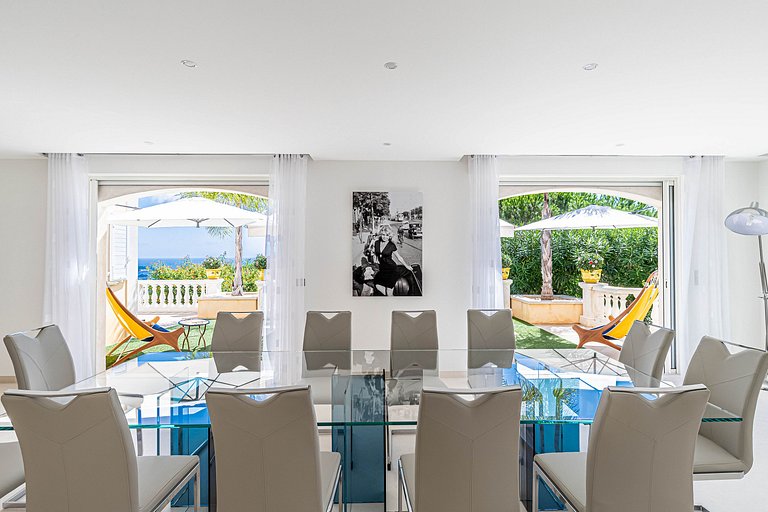 Azu132 - Villa de Lujo en Alquiler en Super Cannes