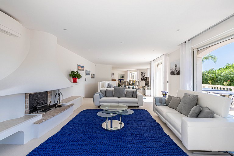 Azu132 - Villa de Lujo en Alquiler en Super Cannes