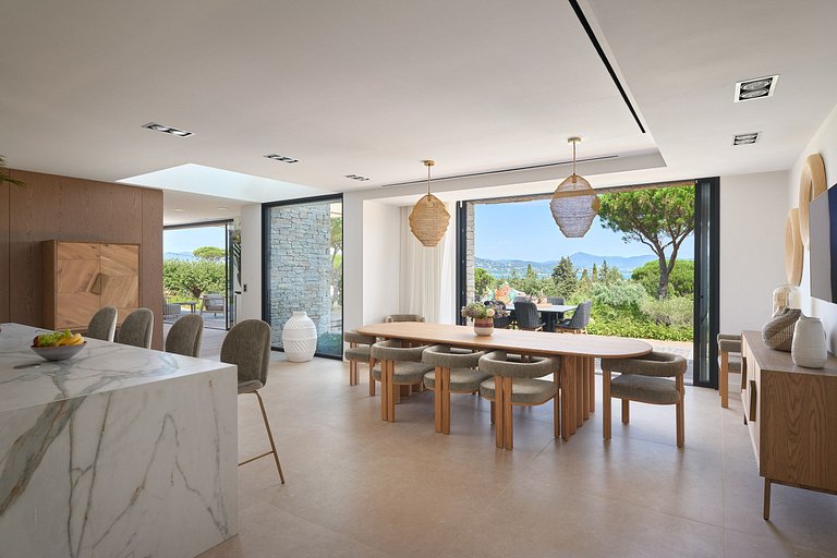 Azu068 - Villa avec Vue sur Saint-Tropez