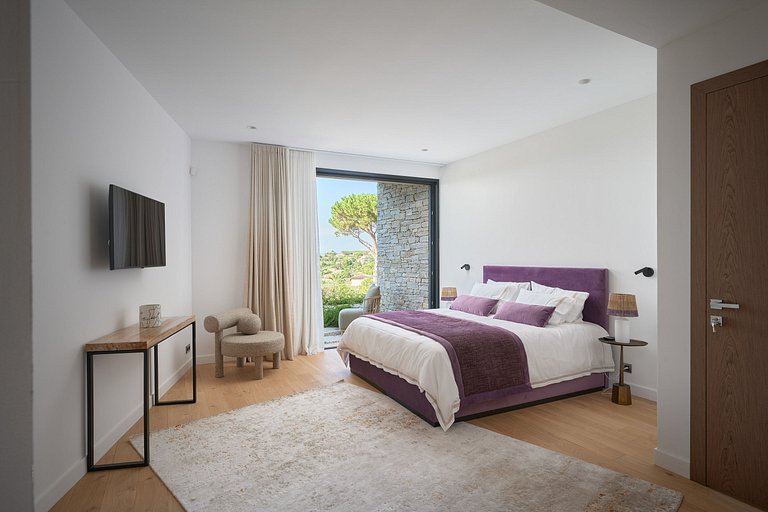 Azu068 - Luxury Villa with Views on Saint-Tropez
