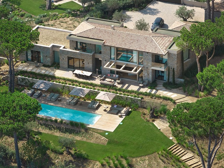 Azu068 - Villa avec Vue sur Saint-Tropez