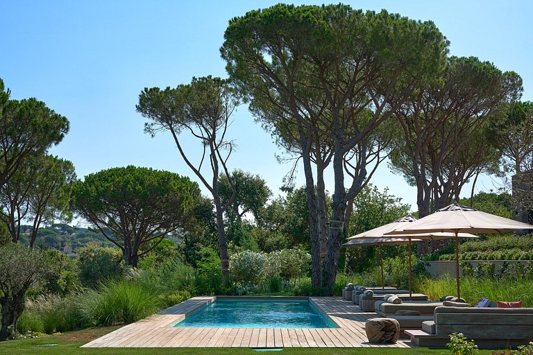Azu068 - Luxury Villa with Views on Saint-Tropez