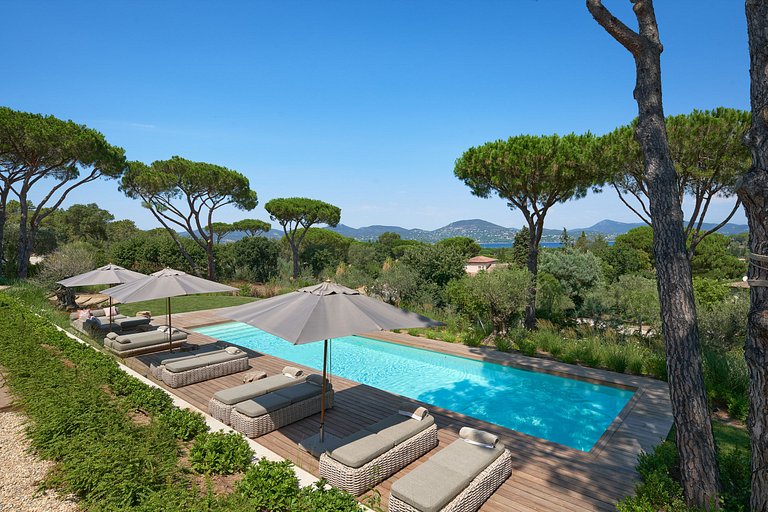 Azu068 - Luxury Villa with Views on Saint-Tropez