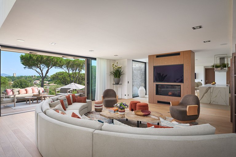 Azu068 - Luxury Villa with Views on Saint-Tropez