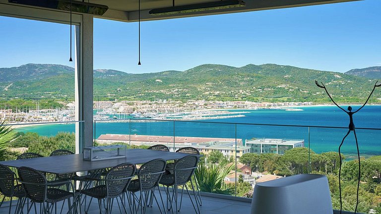 Azu052 - Villa Contemporânea em St Tropez