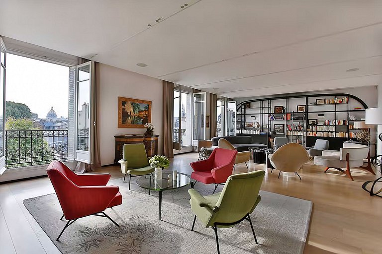Par134 - Stunning apartment in St Germain des Prés