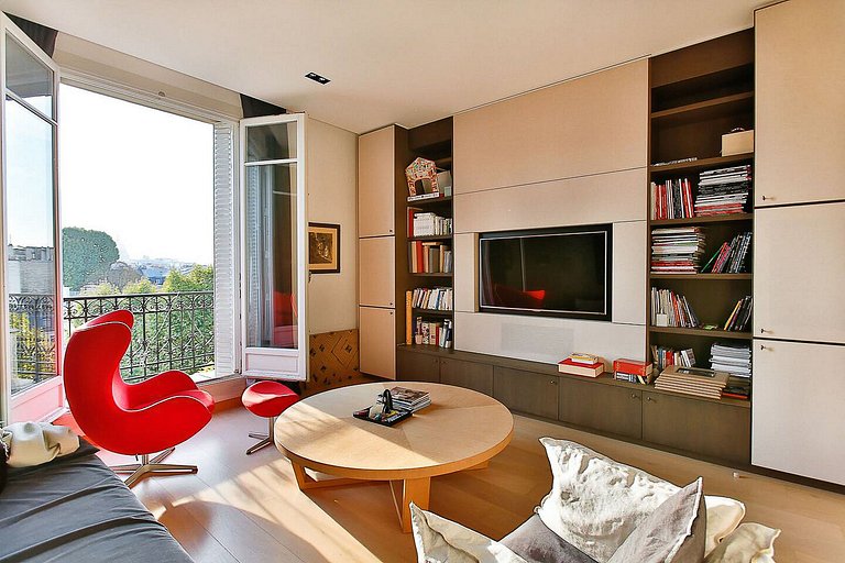 Par134 - Stunning apartment in St Germain des Prés