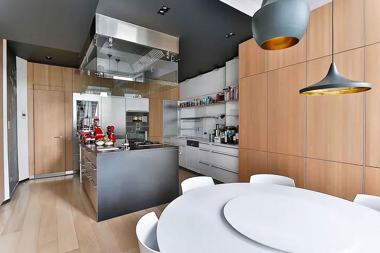 Par134 - Stunning apartment in St Germain des Prés