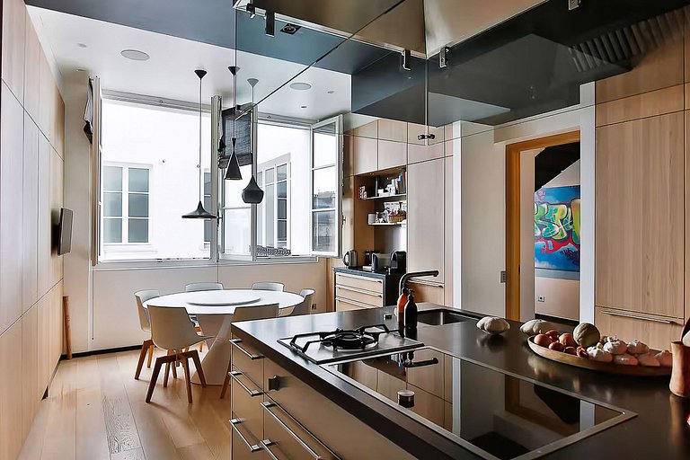 Par134 - Stunning apartment in St Germain des Prés