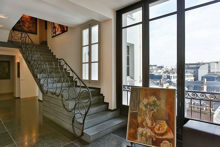 Par134 - Stunning apartment in St Germain des Prés