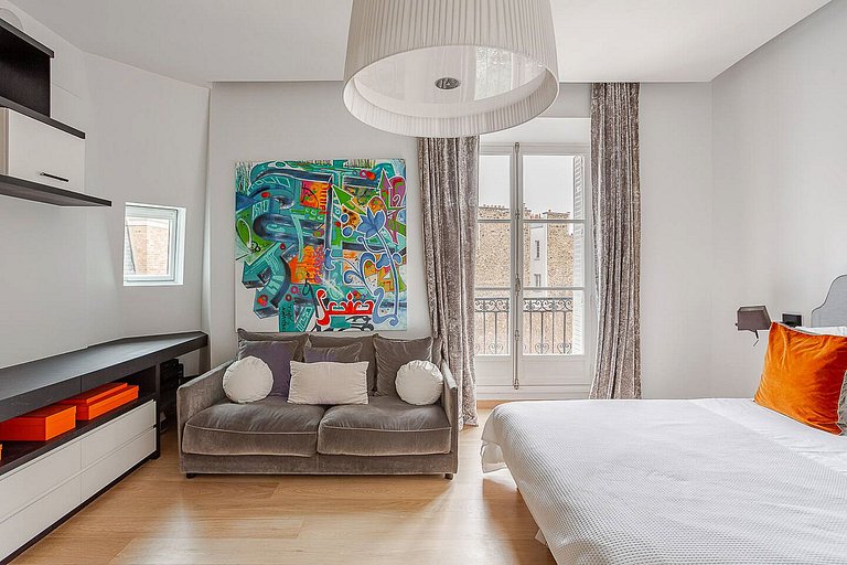 Par134 - Stunning apartment in St Germain des Prés