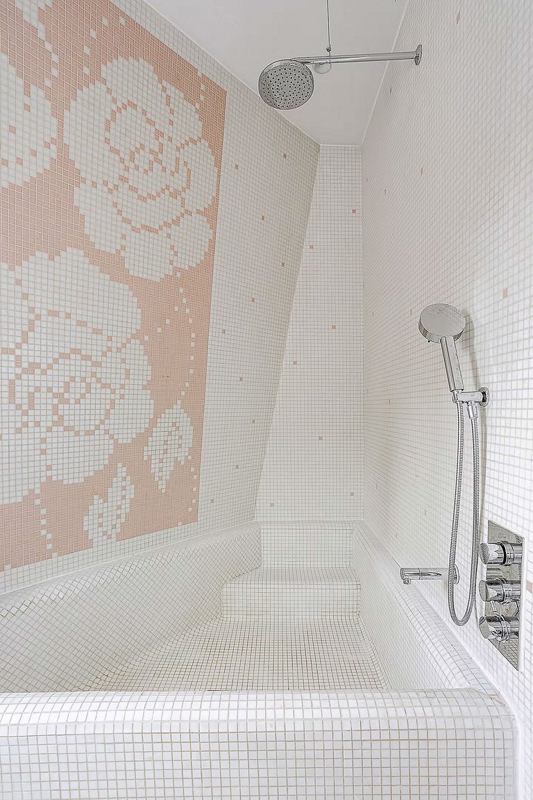 Par134 - Stunning apartment in St Germain des Prés