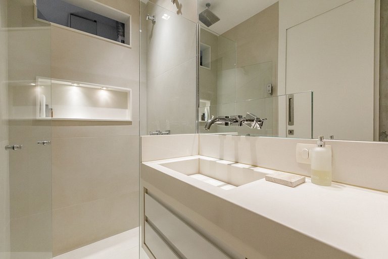 Rio115 - Charming Apartment in Ipanema
